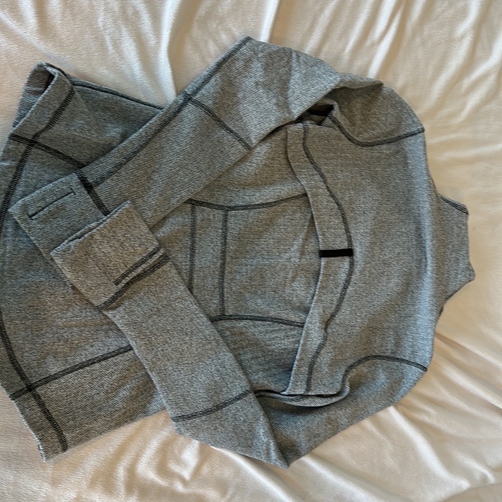Lululemon Define Jacket - Picture 2 of 3
